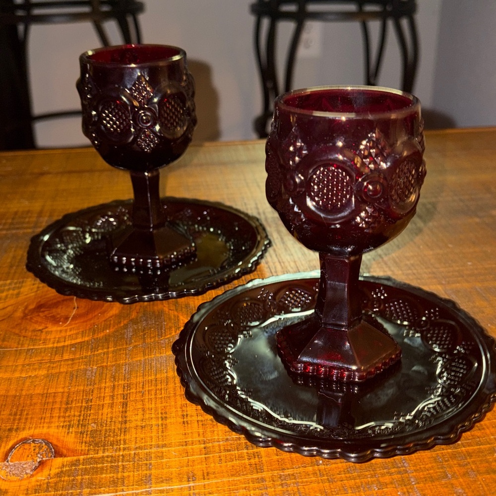 Vintage 4pc. Avon Cape Cod Goblets and Plates Set